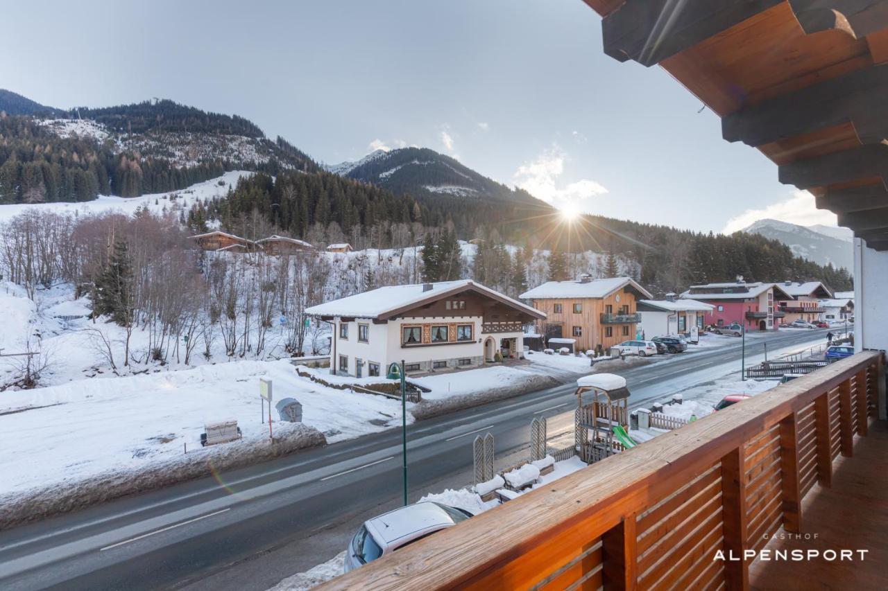 Gasthof Alpensport - Joker Card Included Saalbach-Hinterglemm Esterno foto